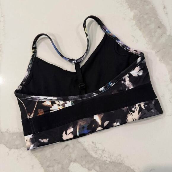 Nike Indy Floral Print DriFit Racerback Low Impact Sports Bra Womens Small Black - Picture 4 of 7